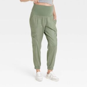 Olive Green High-Waisted Jogger Capris
